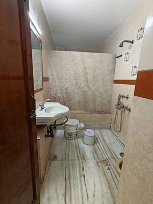 Bathroom in 2 BHK Builder Floor at Safdarjung Enclave – for Rent