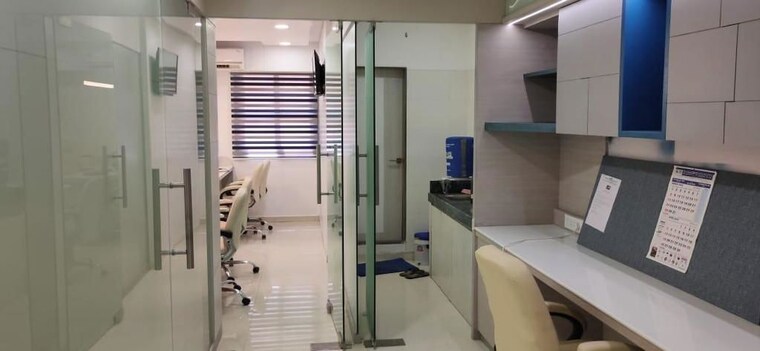 Team Area, iscon-emporio Commercial Office Space 942 Sq.Ft. In Jodhpur Ahmedabad 10172890