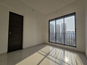 Room in 2 BHK Apartment at Gulmohar CHS Goregaon, Goregaon West – for Rent