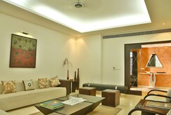 5 BHK + Pooja Room Apartment For Sale in Omaxe The Forest Spa