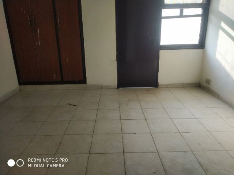 Room, uppal-southend 2 Bedroom 927 Sq.Ft. Builder Floor In Sector 49 Gurgaon 10172992