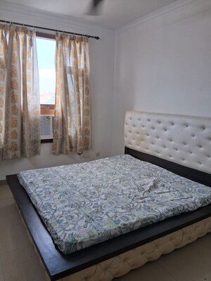 Bedroom in 2 BHK Apartment at Penta Homes, Vip Road – for Rent