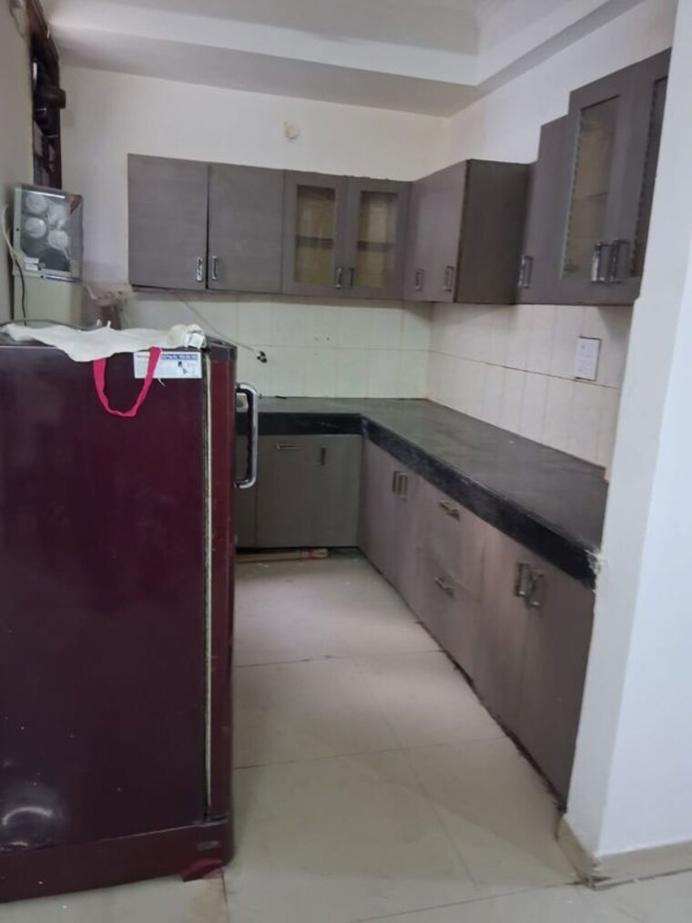 Kitchen, penta-homes 2 Bedroom 900 Sq.Ft. Apartment In Vip Road Zirakpur 10173050