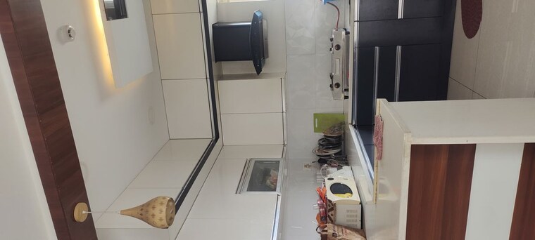 Bathroom, sumadhura-acropolis 2 Bedroom 1245 Sq.Ft. Apartment In Gachibowli Hyderabad 10173112