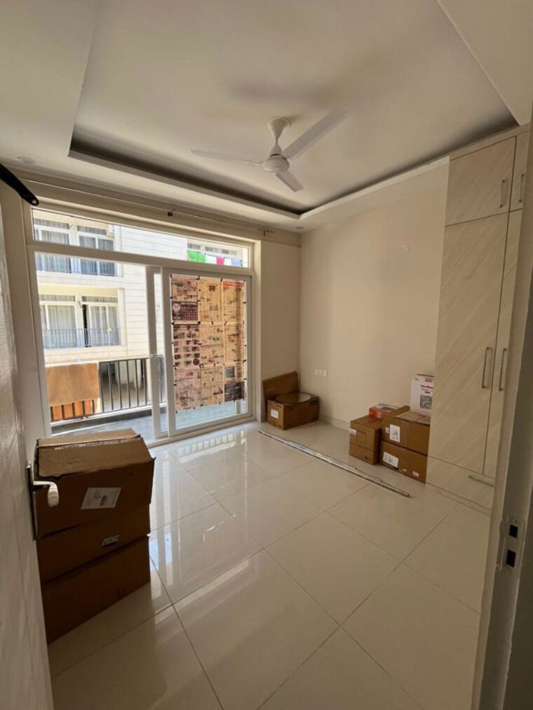 Kitchen, silver-city-extention 3 Bedroom 950 Sq.Ft. Apartment In Vip Road Zirakpur 10173212