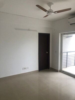 Room in 3 BHK Apartment at Spaze Privy AT4, Sector 84 – for Rent