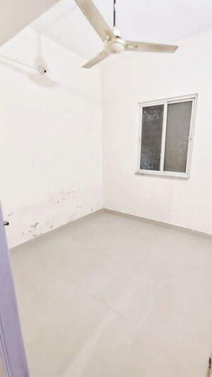 Room in 1 BHK Apartment at Anand Park, Wadgaon Sheri – for Rent