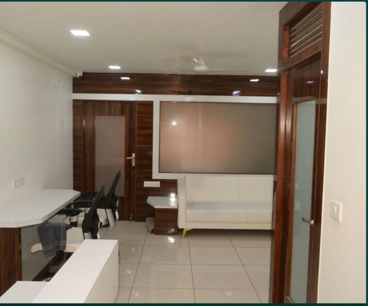 Living Room, sun-westbank Commercial Office Space 770 Sq.Ft. In Navrangpura Ahmedabad 10173329