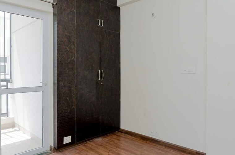 Room, bptp-elite-floors 3 Bedroom 250 Sq.Yd. Builder Floor In Sector 83 Faridabad 10173330