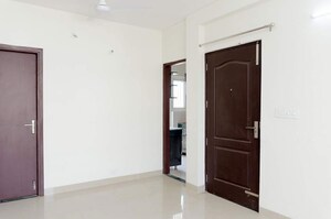 Room in 3 BHK Builder Floor at BPTP Elite Floors, Sector 83 – for Sale