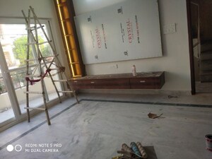 Living Room in 2.5 BHK Builder Floor at Uppal Southend, Sector 49 – for Sale