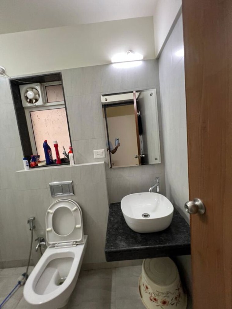 Bathroom, godrej-prime 2 Bedroom 769 Sq.Ft. Apartment In Chembur Mumbai 10172040