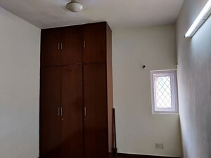 Furnished Amenities in 4 BHK Apartment at Alaknanda – for Sale