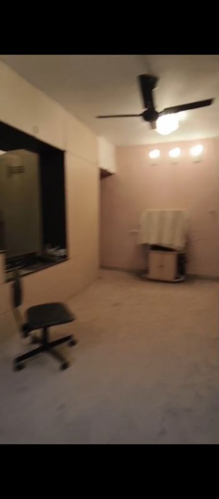 Living Room, meena-apartment-byculla 1.5 Bedroom 500 Sq.Ft. Apartment In Byculla Mumbai 10173582