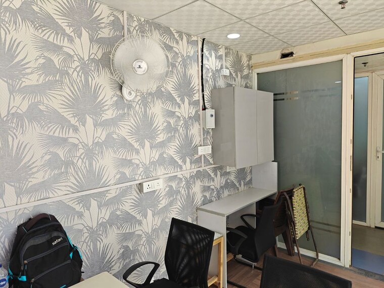 Team Area, gaur-city-center Commercial Office Space 322 Sq.Ft. In Sector 4 Greater Noida Greater Noida 10173583