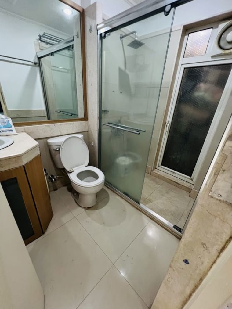 Bathroom, hiranandani-estate-chelsea 2.5 Bedroom 1250 Sq.Ft. Apartment In Ghodbunder Road Thane 10173514