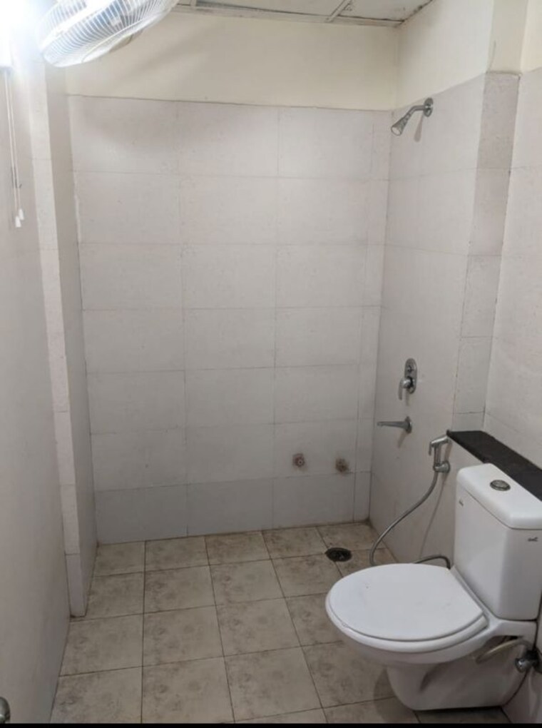 Bathroom, rps-savana 2 Bedroom 1250 Sq.Ft. Apartment In Sector 88 Faridabad 10173516