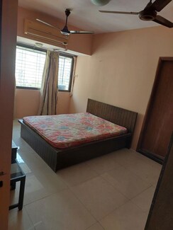 1 BHK + Study Room Apartment For Rent in Tilak Nagar
