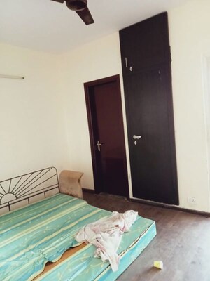 Furnished Amenities in 3 BHK Builder Floor at Puri Vip Floors, Sector 81 – for Sale