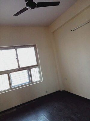 Room in 3 BHK Builder Floor at Puri Vip Floors, Sector 81 – for Sale