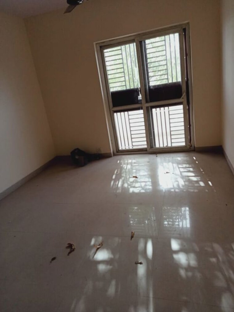 Room, puri-vip-floors 3 Bedroom 268 Sq.Yd. Builder Floor In Sector 81 Faridabad 10173610