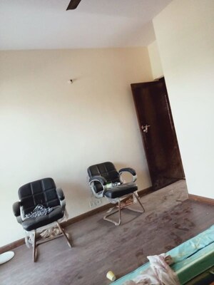 Furnished Amenities in 3 BHK Builder Floor at Puri Vip Floors, Sector 81 – for Sale