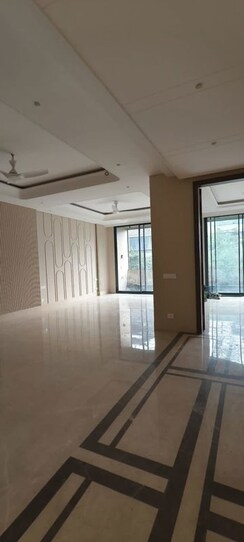 3 BHK + Servant Room Builder Floor For Rent in Geetanjali Enclave