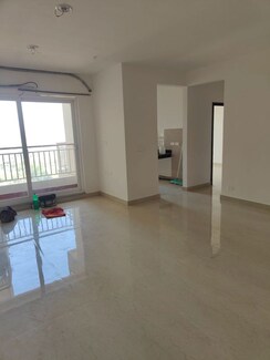 3.5 BHK + Servant Room Apartment For Sale in Omaxe R2