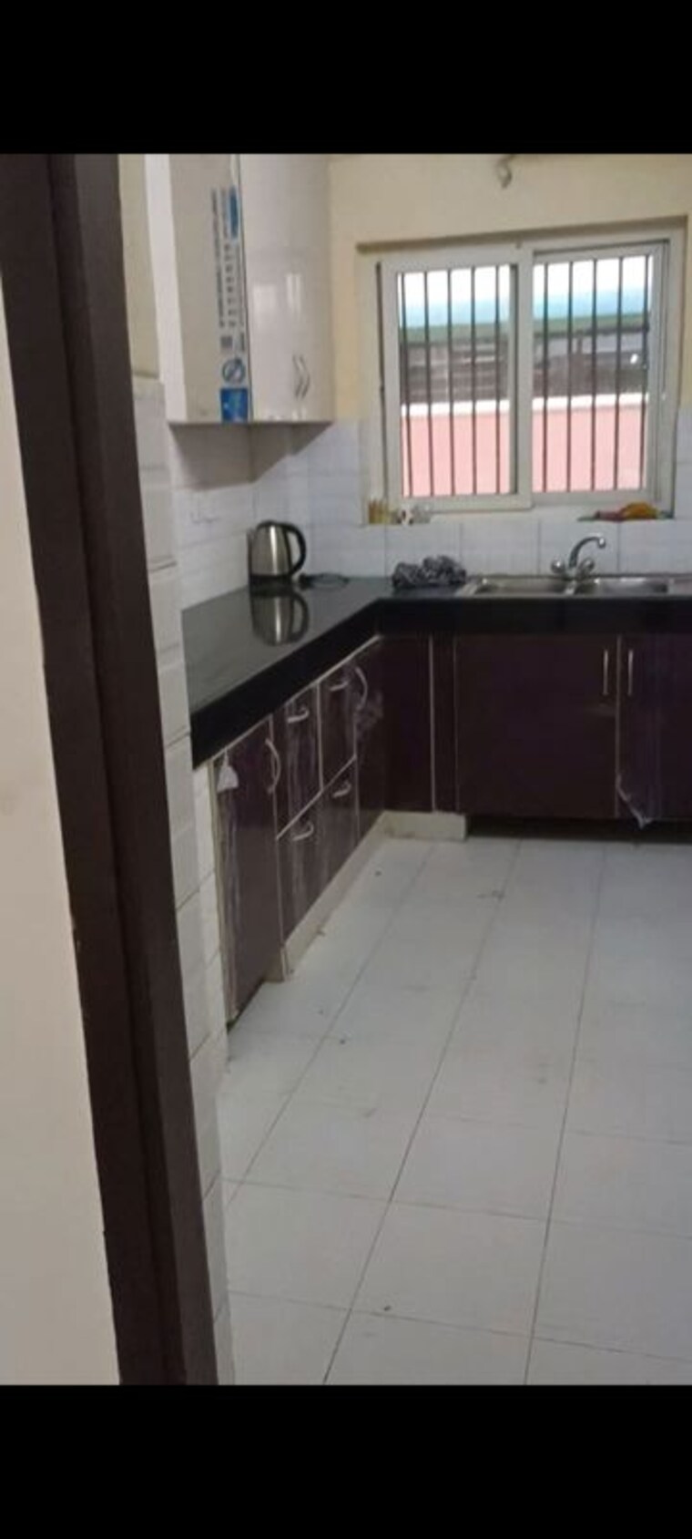 Kitchen, bptp-park-81 3 Bedroom 275 Sq.Yd. Builder Floor In Sector 81 Faridabad 10173629