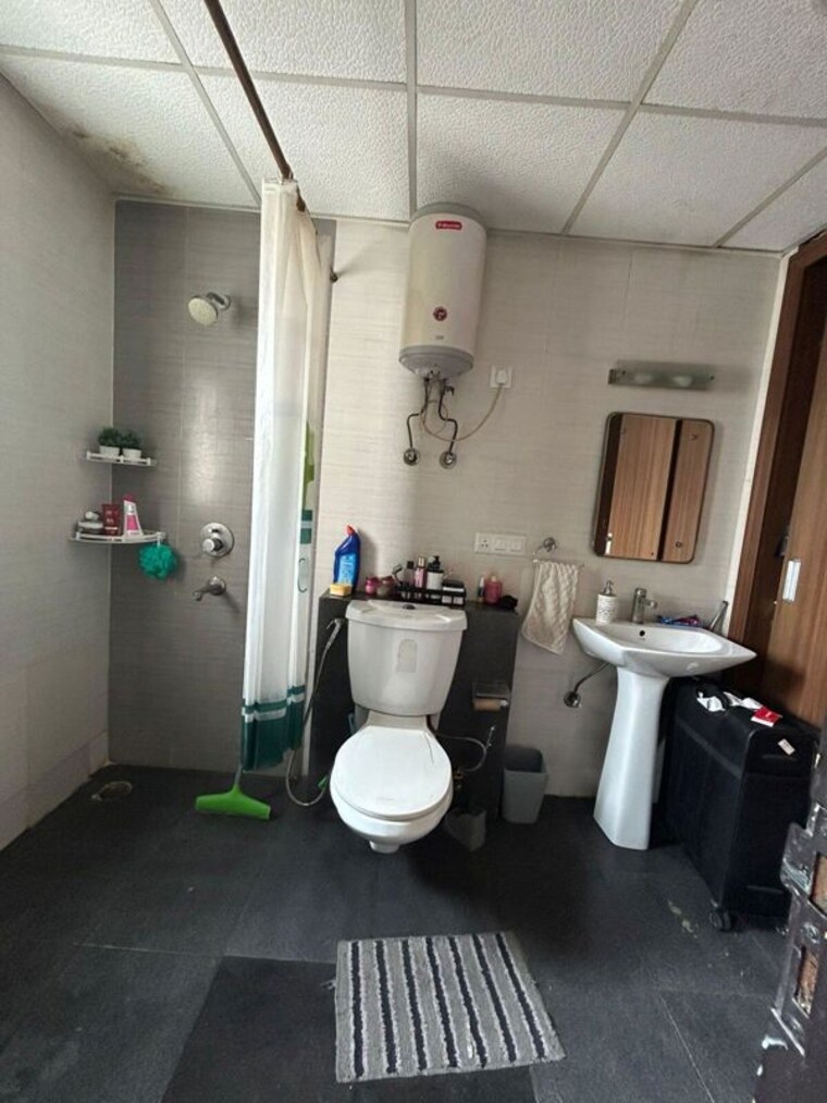 Attached Bathroom, omaxe-spa-village 3 Bedroom 1940 Sq.Ft. Apartment In Sector 78 Faridabad 10173660