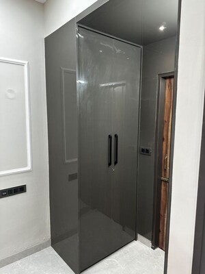 Building Lobby in 5 BHK Independent House at VIP Ashiana Homes, Vip Road – for Sale