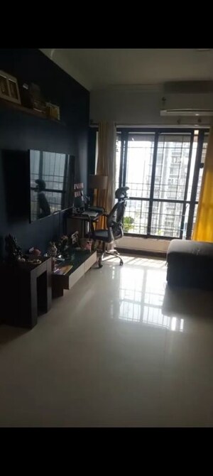 2 BHK Apartment For Sale in Montreal Tower, Andheri West