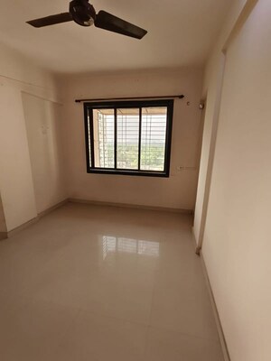 Room in 1 BHK Apartment at Dombivli West – for Rent