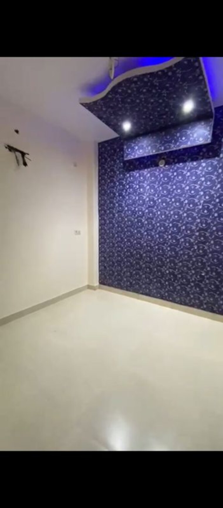 Room, uttam nagar 2 Bedroom 50 Sq.Yd. Builder Floor In Uttam Nagar Delhi 10173779