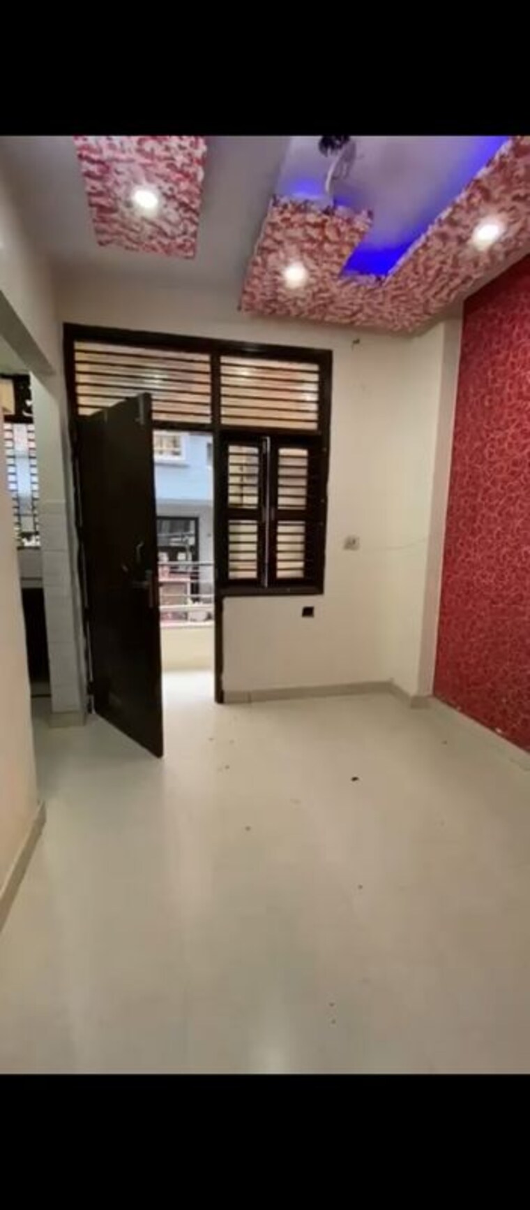 Room, uttam nagar 2 Bedroom 50 Sq.Yd. Builder Floor In Uttam Nagar Delhi 10173779