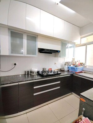 Kitchen in 4 BHK Apartment at Bestech Park View Grand Spa-Spa Signature Tower, Sector 81 – for Sale