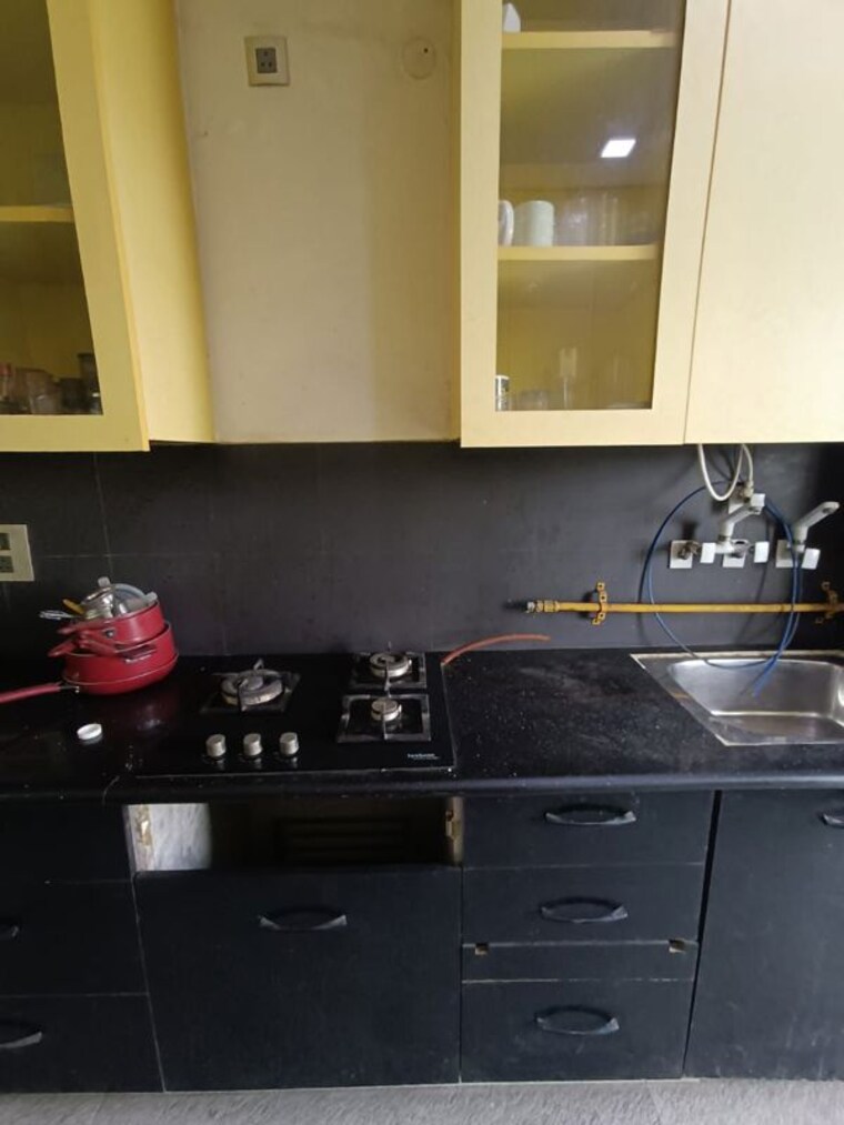 Kitchen, preet vihar 3 Bedroom 1800 Sq.Ft. Builder Floor In Preet Vihar Delhi 10173819