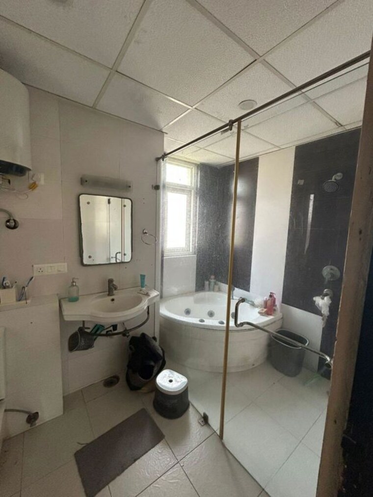 Attached Bathroom, omaxe-spa-village 3 Bedroom 1900 Sq.Ft. Apartment In Sector 78 Faridabad 10173788