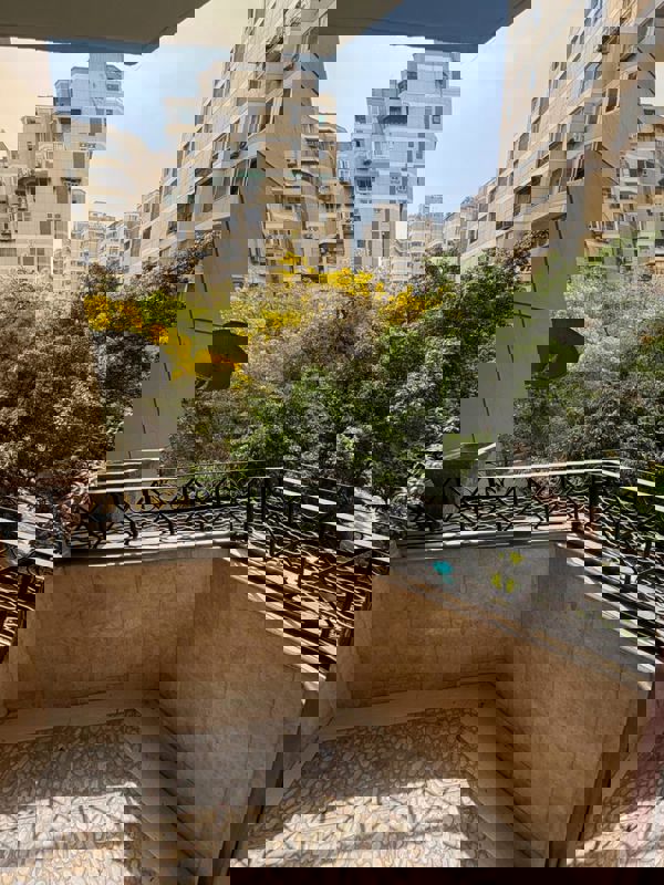 3 BHK + Study Room 2280 Sq.Ft. Apartment in DLF Silver Oaks