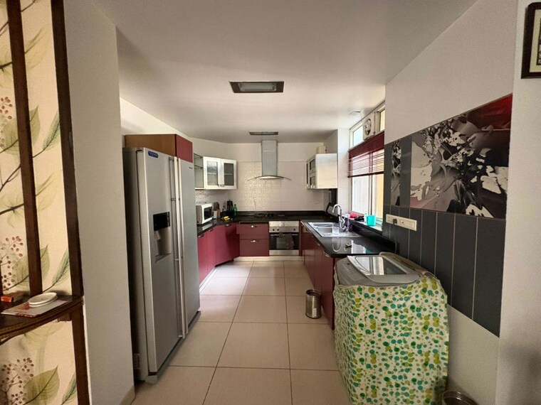 Kitchen, dlf-silver-oaks 3 Bedroom 2291 Sq.Ft. Apartment In Sector 26 Gurgaon 10173920