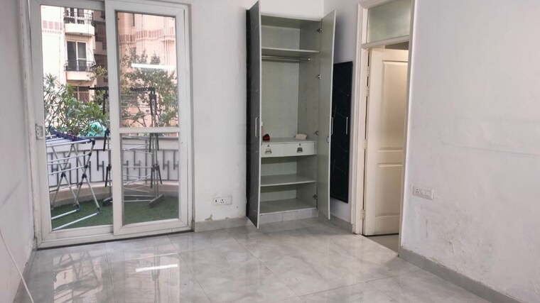 Room, maple-heights 3 Bedroom 1345 Sq.Ft. Apartment In Sector 43 Gurgaon 10174146