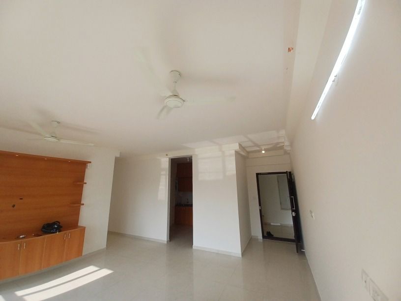2.5 BHK + Pooja Room 1465 Sq.Ft. Apartment in Godrej Aqua