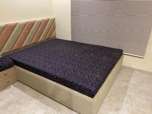 Bedroom in 2 BHK Apartment at Lodha Amara, Kolshet Road – for Rent