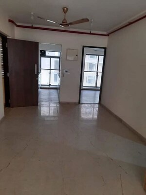 Room in 1 BHK Apartment at Alta Vista Phase I, Chembur – for Rent