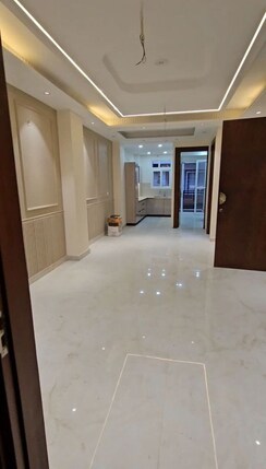3 BHK Builder Floor For Sale in Sainik Colony