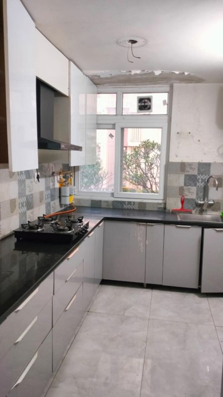 Kitchen, maple-heights 3 Bedroom 1353 Sq.Ft. Apartment In Sector 43 Gurgaon 10174357
