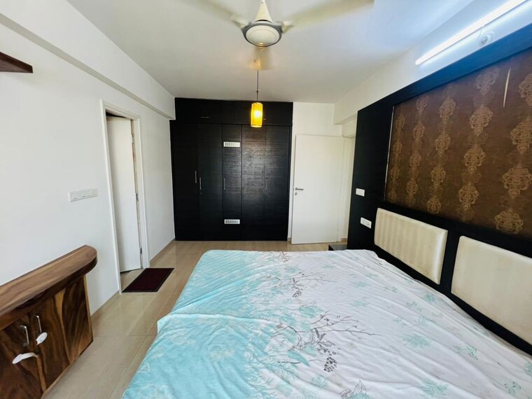 Bedroom, hiranandani-astra 2 Bedroom 1000 Sq.Ft. Apartment In Ghodbunder Road Thane 10174432