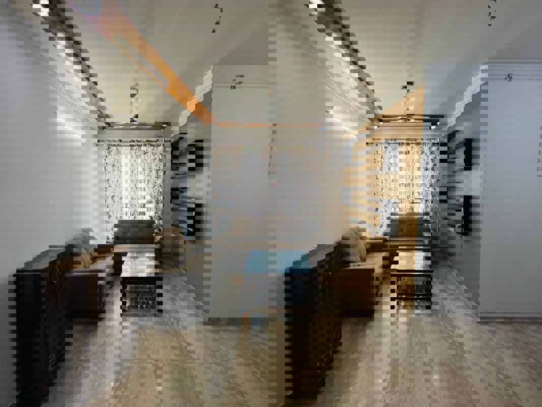 2 BHK 1000 Sq.Ft. Apartment in Hiranandani Astra