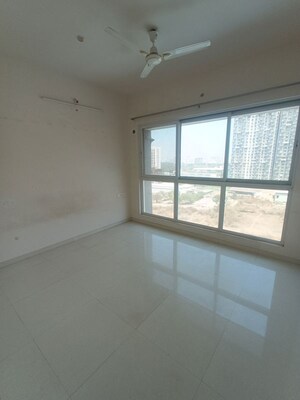 Room in 2 BHK Apartment at Godrej Hillside 2, Mahalunge – for Rent