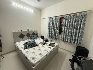 1 BHK Apartment For Rent in Omkar Signet, Malad East